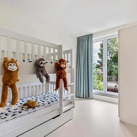 Beautifully Renovated Appt With Big Cosy Terrace * Knokke-Heist